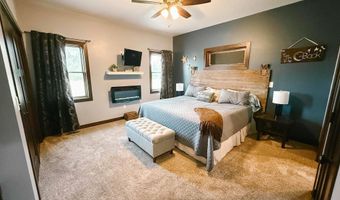 111 Arkansas Ave, Alton, IA 51003