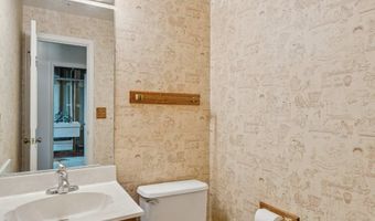 5858 LANGTON Dr, Alexandria, VA 22310