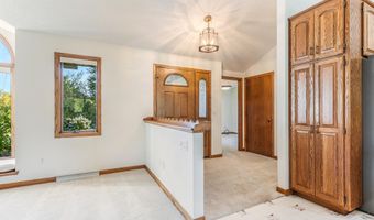 4180 W EARTHROCK Rd, Appleton, WI 54913