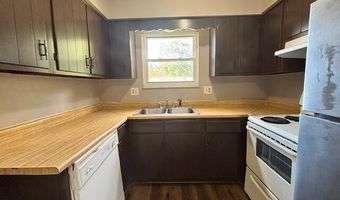 2621 Woodsedge Rd, Columbus, OH 43224