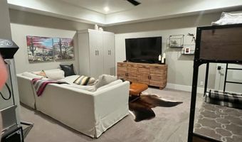 6525 E CAVE CREEK Rd 14, Cave Creek, AZ 85331