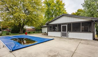 8740 Royal Meadow Dr, Indianapolis, IN 46217