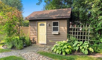3547 N WINDWARD Ln, Appleton, WI 54911