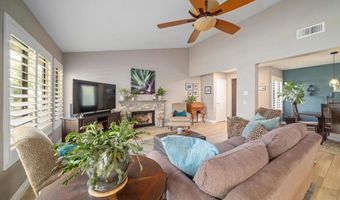 4320 Los Padres Dr, Fallbrook, CA 92028