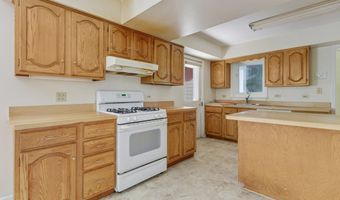 640 S Beverly Ln, Arlington Heights, IL 60005