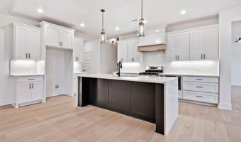 6 Kintyre Pl, Bella Vista, AR 72715