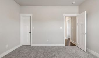 14960 Demarie Ln, Athens, AL 35613