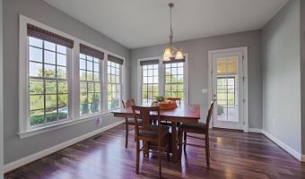 41744 IVY GLEN Ct, Ashburn, VA 20148