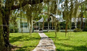 18220 Elmwood Dr, Alva, FL 33920