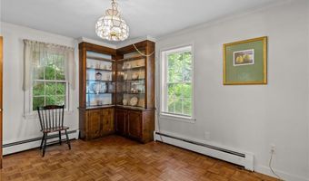 105 Newell Dr, Cumberland, RI 02864