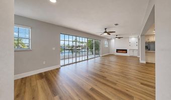 6513 ABACO Dr, Apollo Beach, FL 33572