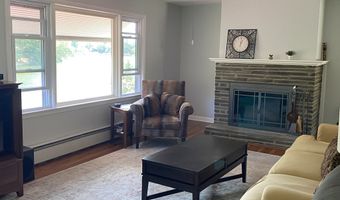 12 Pine Point Dr, Bridgeport, CT 06606