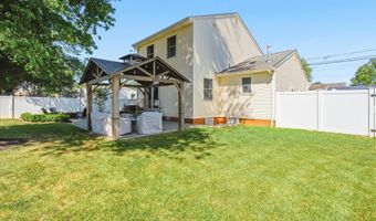 205 County Rd, Aberdeen, NJ 07721