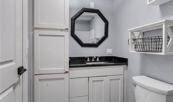 587 Central Ave, Johnston, RI 02919