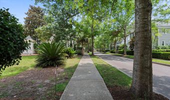 5 Bishop Rd, Beaufort, SC 29906