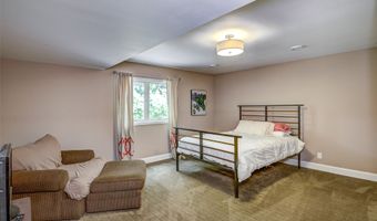 1312 Knollwood Trl, Altoona, WI 54720