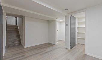 2539 E 10TH St, Cheyenne, WY 82001