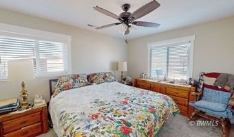 1107 E Old Glory Way, Big Water, UT 84741