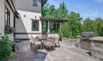 8279 Revado Hills Ct, Ada, MI 49301