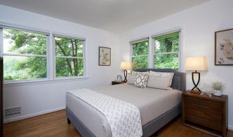 3615 38TH St N, Arlington, VA 22207