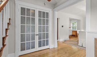 923 ARRAN Rd, Baltimore, MD 21239