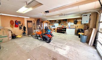 333 CLARK Dr, Aztec, NM 87410