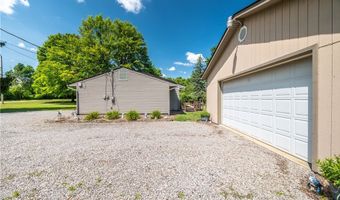 6142 Fairview Rd, Austintown, OH 44515