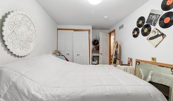 23 Parkplace Central, Allen Park, MI 48101