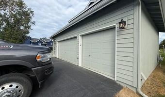 10601 Republic Cir, Anchorage, AK 99515