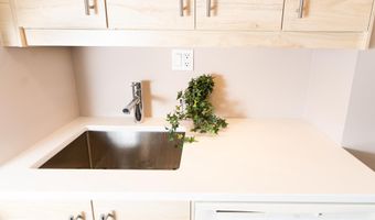 1545 18TH St NW 409, Washington, DC 20036