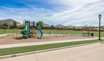 2621 Silver Leaf Ln, Anna, TX 75409