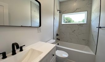 16 Trinton Ave, Bedford, IN 47421