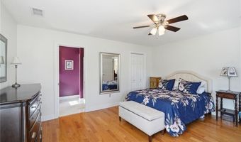 336 Dover Ave, East Providence, RI 02914