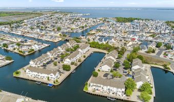 12 Blue Heron Ln, Bayville, NJ 08721