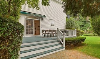 7 Clay St, Newport, RI 02840