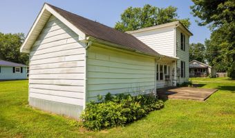 1696 Morton Ave, Albany, OH 45710