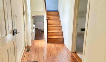 23613 FRONT St, Accomac, VA 23301