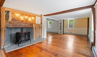 132 Maple Ave, Atkinson, NH 03811