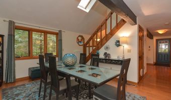 301 N Amherst Rd, Bedford, NH 03110