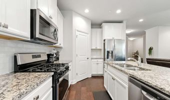 204 Magnolia Crk, Woodstock, GA 30188