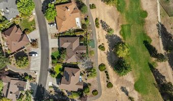 912 Cypress Point Loop, Ashland, OR 97520