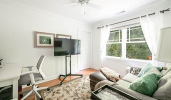 46 Stetson Pl 46, Danbury, CT 06811