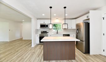 1005 Cardinal Way, Anderson, IN 46011