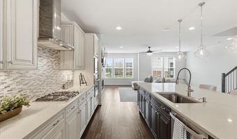 43392 WHITEHEAD Ter, Ashburn, VA 20148
