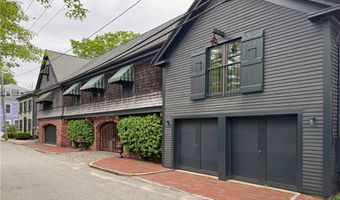 10 Liberty St, Newport, RI 02840