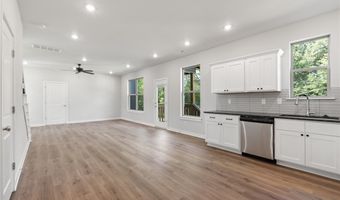 5 Hebrides Ln, Bella Vista, AR 72715