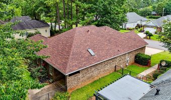 1911 Regalwood Dr, Albany, GA 31721