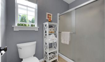 951 S St, Springfield, OR 97477