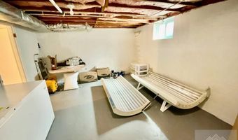 5921 Hinton Rd, Athens, WV 24712