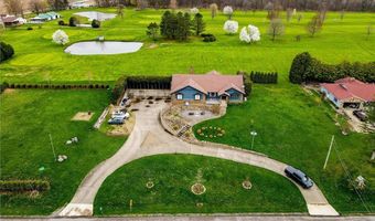 5901 Gibbs Rd, Andover, OH 44003